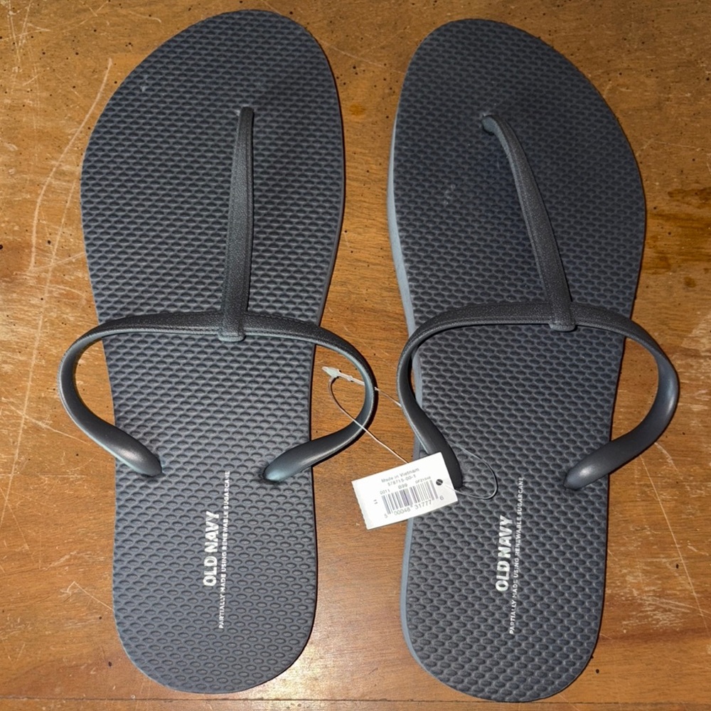 Old Navy Charcoal Sandals